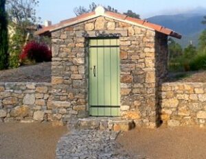 Cabanon en pierre sèche